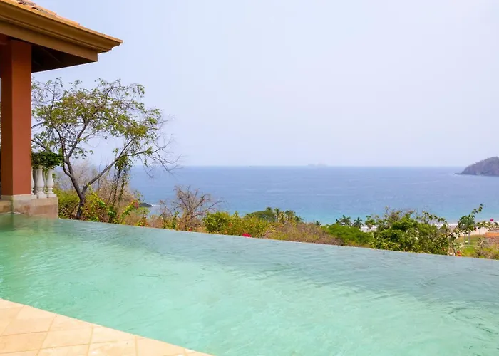 Casa Rosa- Luxury Ocean View 3 Bedroom *